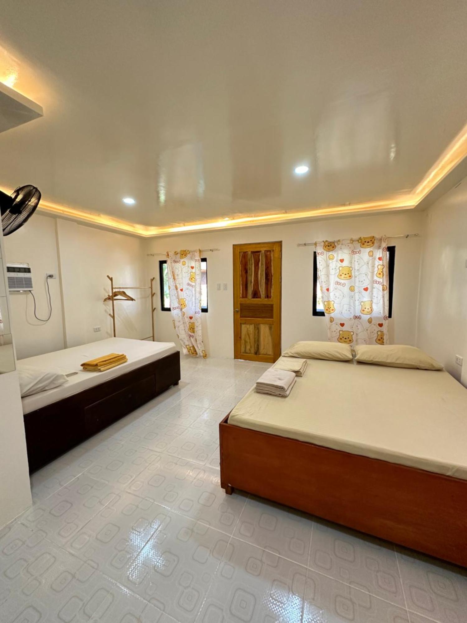 Cris & Mar Homestay Burgos  Dış mekan fotoğraf
