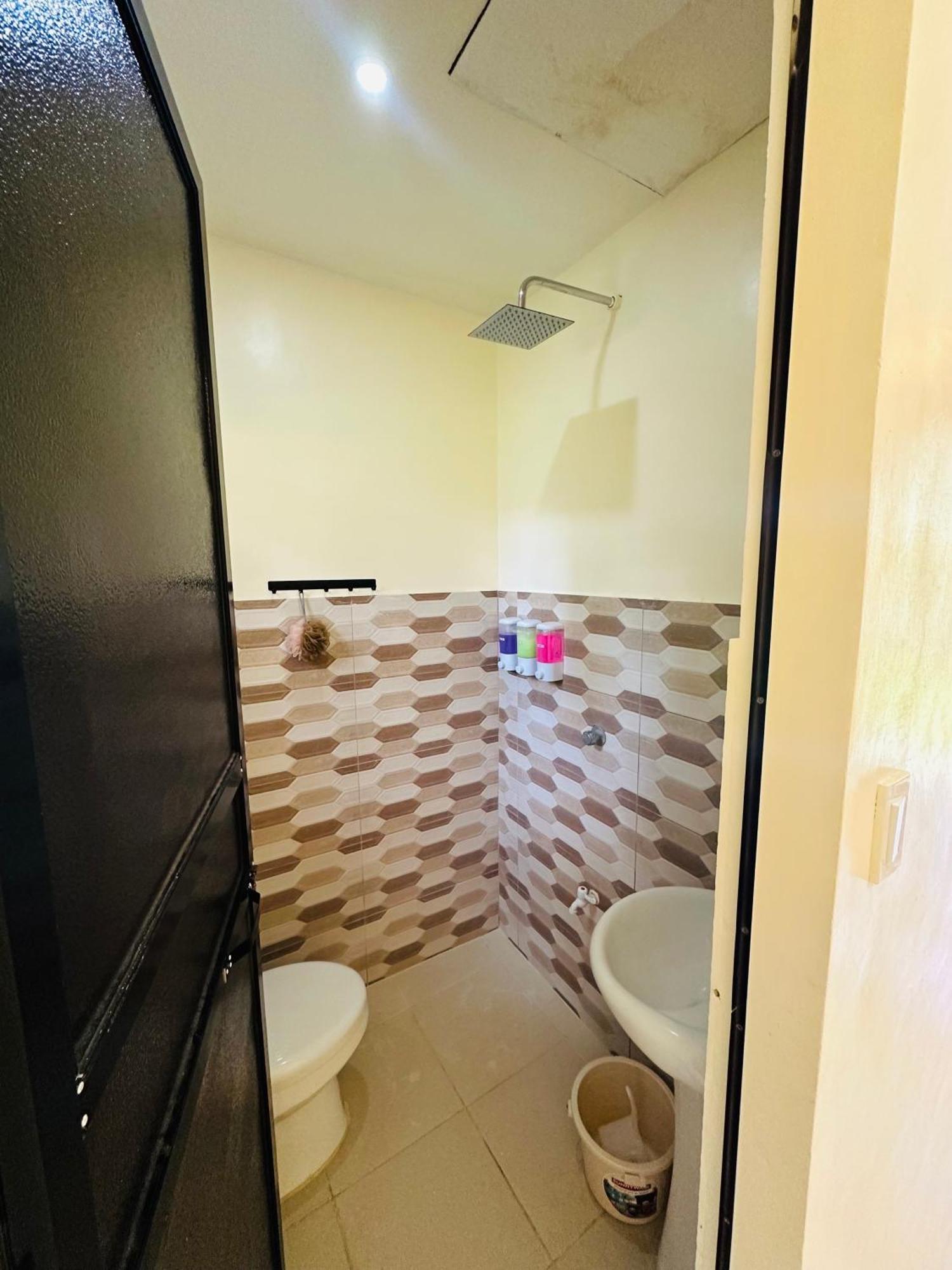 Cris & Mar Homestay Burgos  Dış mekan fotoğraf