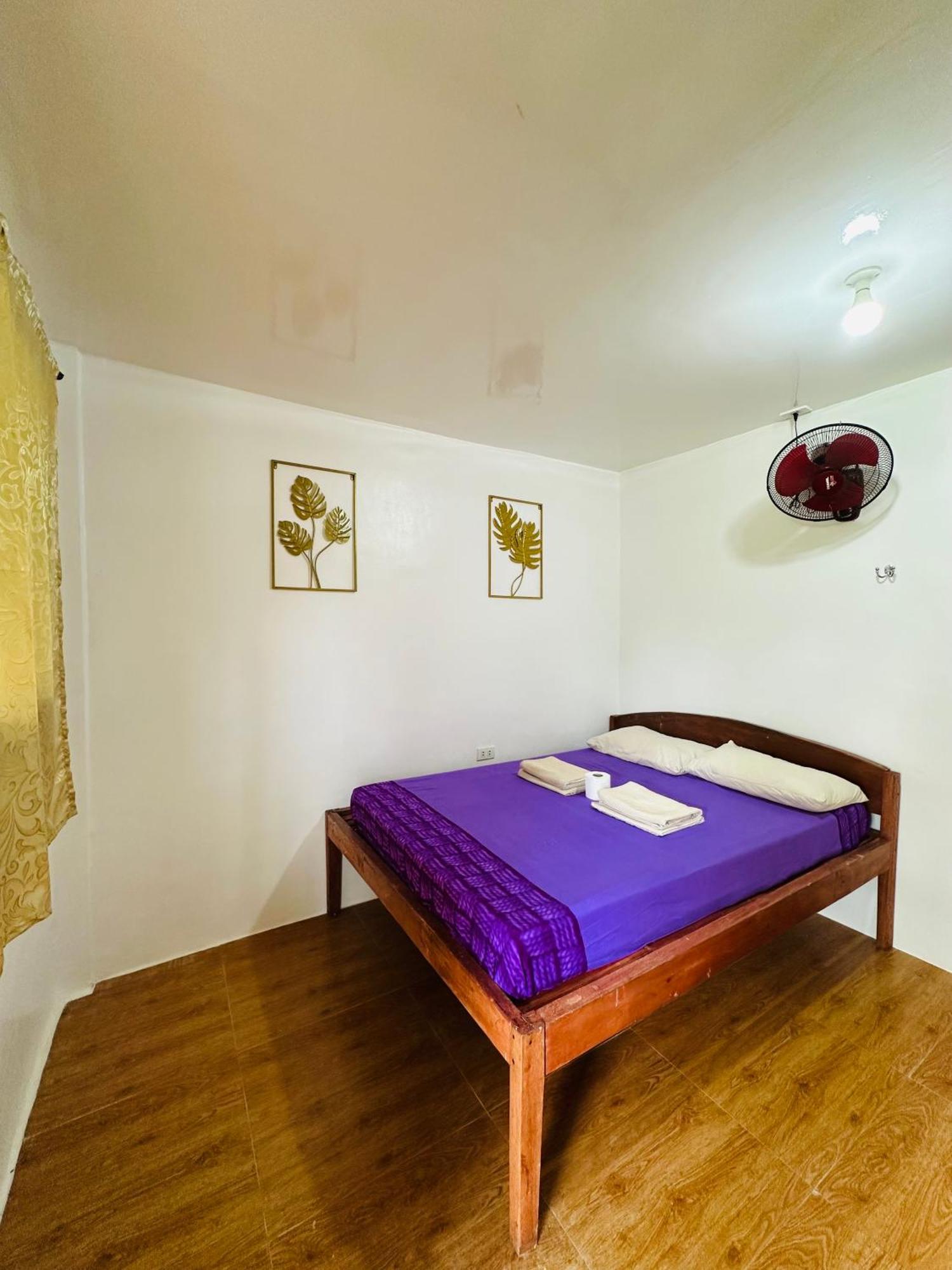 Cris & Mar Homestay Burgos  Dış mekan fotoğraf